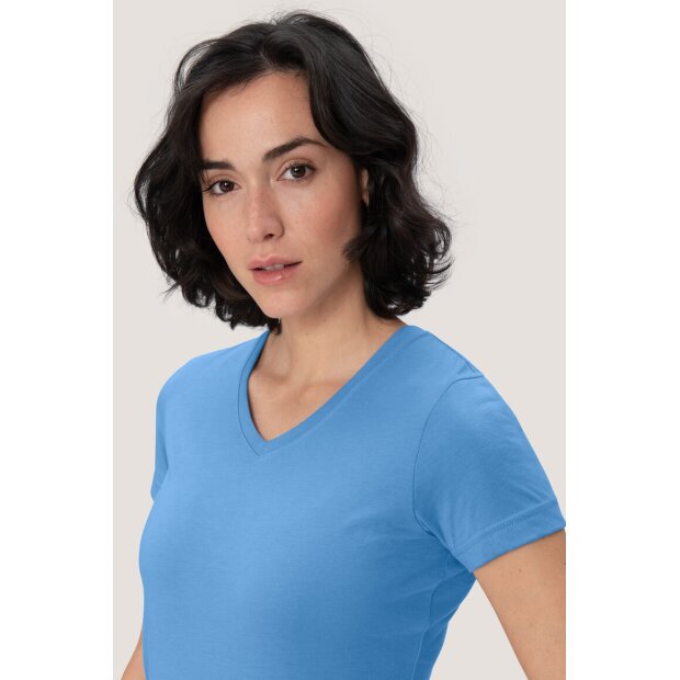 HAKRO Damen T-Shirt MIKRALINAR® No. 181 V-Ausschnitt malibublau 6XL